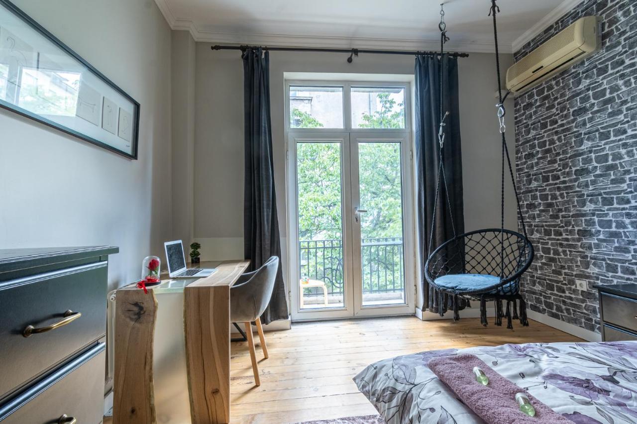 5 Seconds Away From The Main Street, Free Secured Parking Sófia Exterior foto